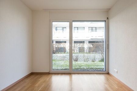 FAMILIENWOHNUNG IM GRÜNEN - Photo 2