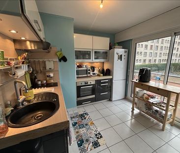 3 pièces - 74,3 m² - 1er étage - Colocation non autorisée - Photo 2