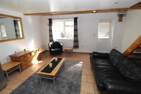 1 bedroom house to rent - Photo 2