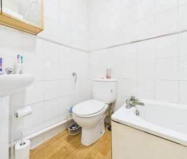 St Georges Road, Brighton, BN2 - Photo 1