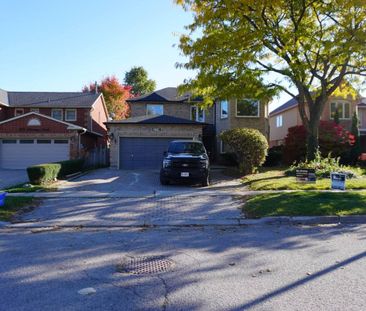 For Lease - 259 Glenway Circle, Newmarket, Ontario - Photo 4