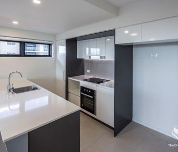 Best of Urban Living in the Heart of Woolloongabba - Available on 1... - Photo 1