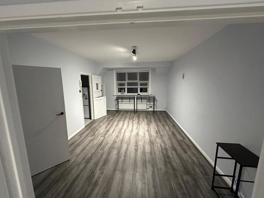 3 bedroom flat to rent - Photo 1