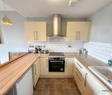 2 bedroom apartment to rent - Photo 6