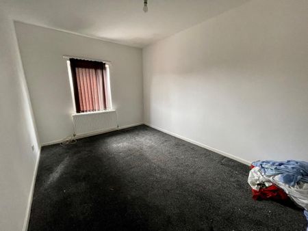 2 bedroom semi-detached house to rent - Photo 3