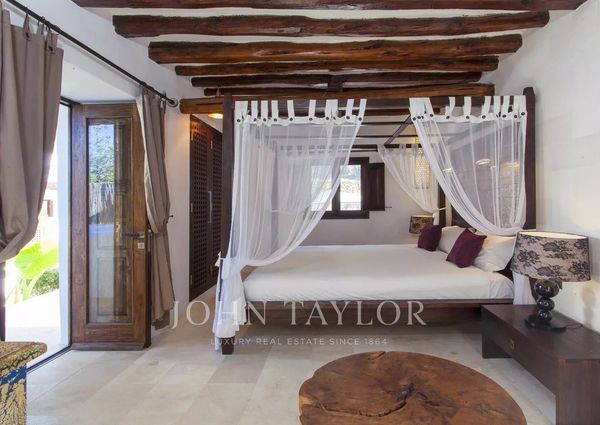 Sant Carles de Peralta, Balearic Islands 07850