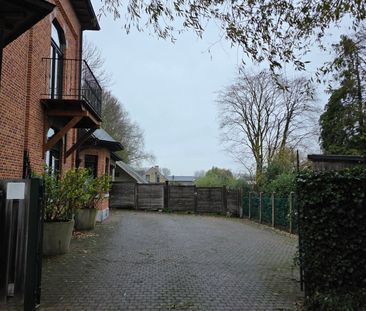 Lichtrijk appartement met 2SLK en privé staanplaats - Photo 3