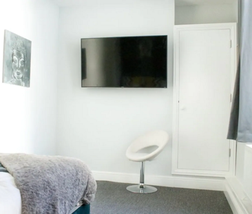 1 bedroom in a house share to rent - Photo 4