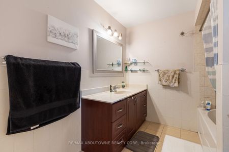 For Lease - 14 Angus Drive Unit# Upper, Toronto, Ontario - Photo 5