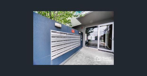 B-Central - Deluxe Student Apartments- With Air-conditioning - Photo 1