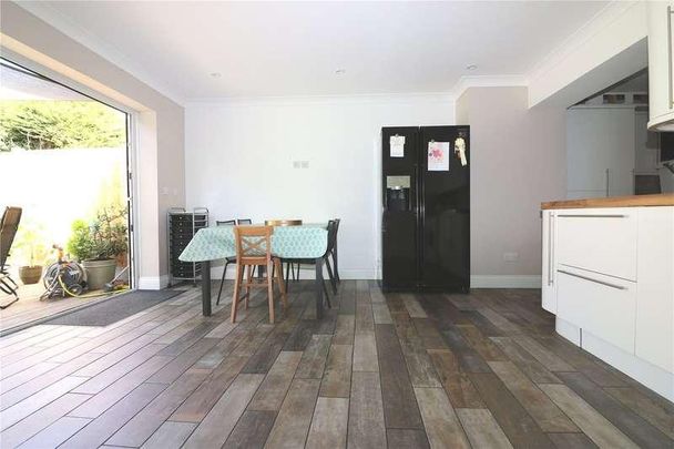 Wakering Road, Shoeburyness, Southend On Sea, Essex, SS3 - Photo 1