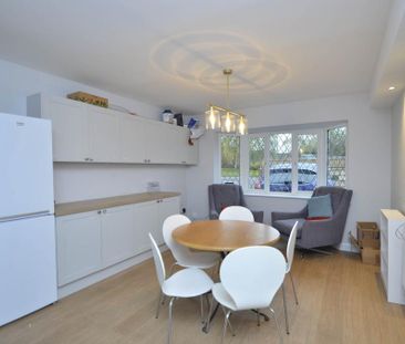 House share to rent - Photo 1