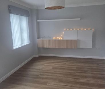 4 bedroom terraced house to rent - Photo 1