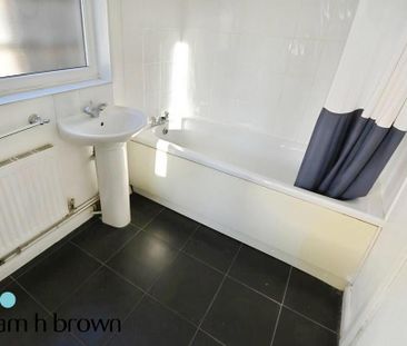 2 bedroom bungalow to rent - Photo 3