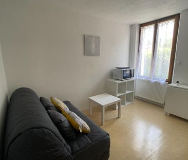 Location Appartement 1 pièce 12m² JACOB BELLECOMBETTE 73000 - Photo 1