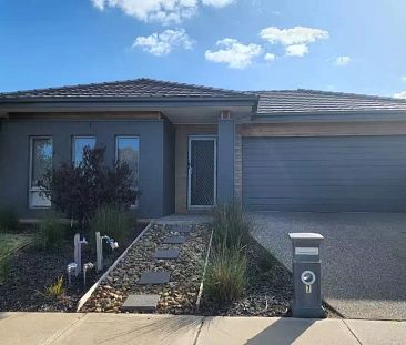 7 Anniversary Avenue, Wyndham Vale VIC 3024 - Photo 1