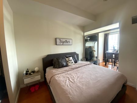 For Lease - 208 Queens Quay Unit# 214, Toronto, Ontario - Photo 5