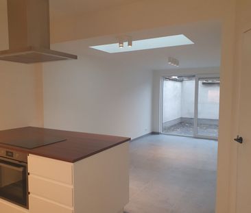Instapklaar, duurzaam afgewerkt appartement te huur in Sint-Amandsberg - Photo 6