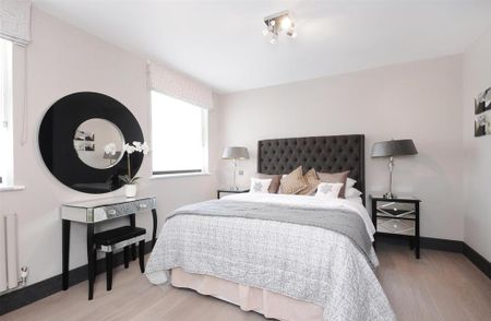 3 bedroom apartment to rent - Photo 4