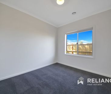 Lovely Home! - Photo 6