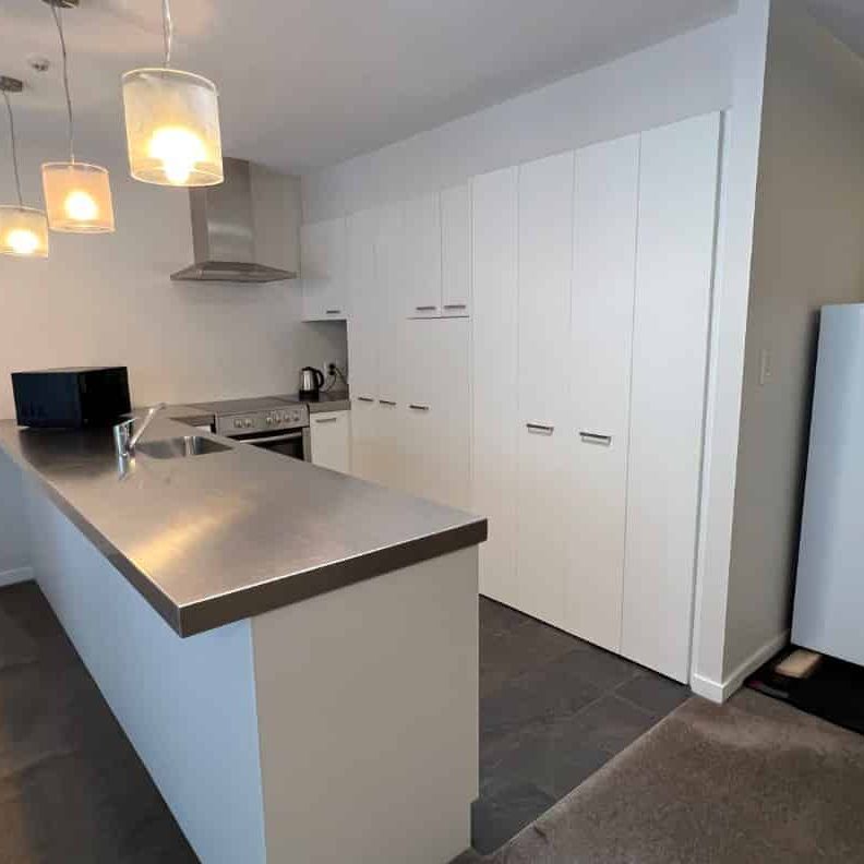 Gloucester St apartment - Photo 1