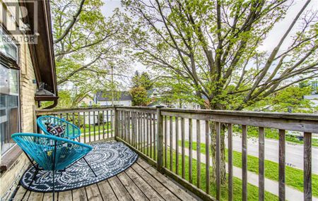 404 DUKE Street W Unit# Upper, Kitchener, Ontario, N2H3Y5 - Photo 2