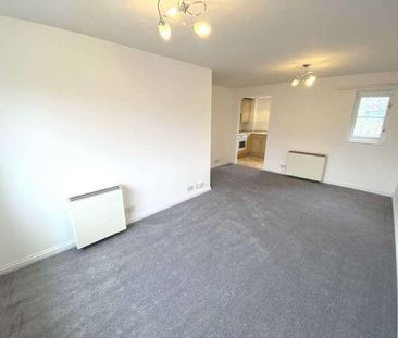 Kensington Way, Borehamwood, WD6 - Photo 3