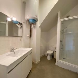 Location Appartement 1 pièce 25m² SAUMUR 49400 - Photo 2