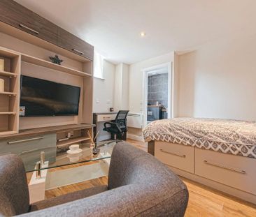 Studio to rent - Photo 1