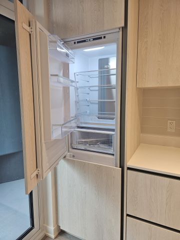 For Lease - 110 Broadway Avenue Unit# 217, Toronto, Ontario - Photo 4