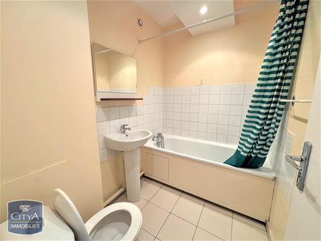 Location Appartement 1 pièce 27m² LOOS 59120 - Photo 2
