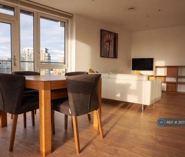 2 bedroom flat to rent - Photo 3
