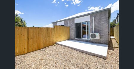 Modern self contained furnished unit with courtyard - Located in Mount Gravatt– Brand New Unit! - Photo 5