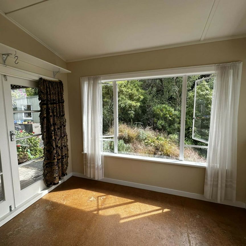 A country cottage with a view! - Photo 1