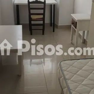 Piso en alquiler en Calle Tarfia, 35 - Photo 3