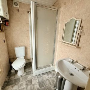 Monks Road, Lincoln, LN2 5HX, Property for rent - Photo 2