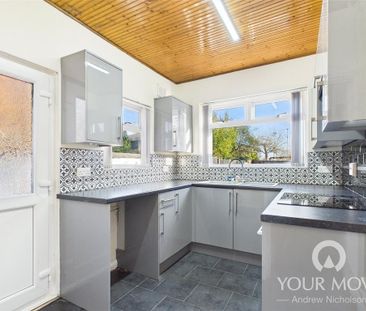 2 bedroom end of terrace house to rent - Photo 5