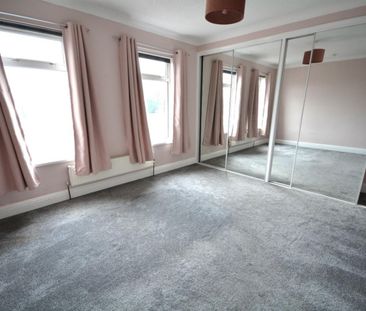 2 bedroom House To Let - Photo 2