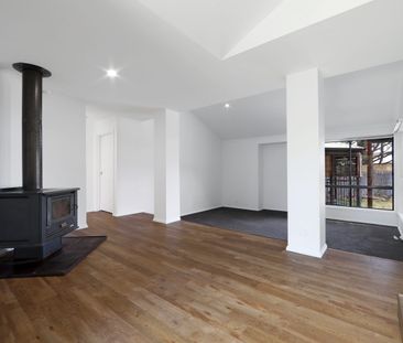 5 Bedroom house with Great Renovation - Photo 1