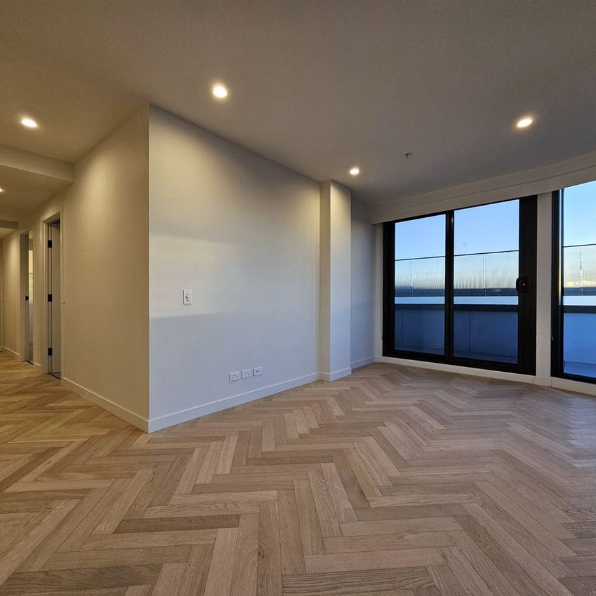 Rear Facing Apartment with Integrated Fridge - Photo 1