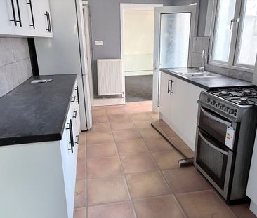 3 Bed Terraced House, Widdrington Road, CV1 - Photo 6