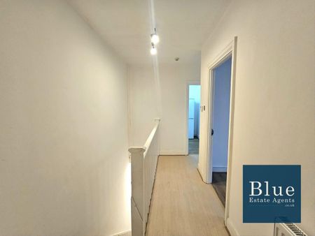 3 bedroom maisonette to rent - Photo 2