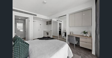 Experience luxury River living in the High lvl - Photo 2