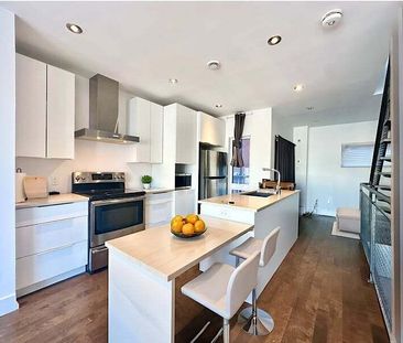 596 McLeod St Unit 2 - Photo 6