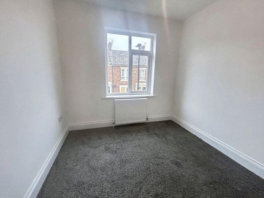 3 bed upper flat to rent in NE6 - Photo 1