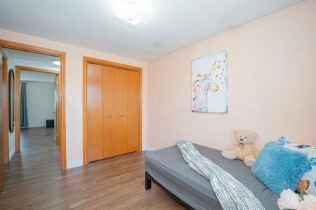 For Lease - 84 WIMBLETON Crescent, Kitchener, Ontario - Photo 4