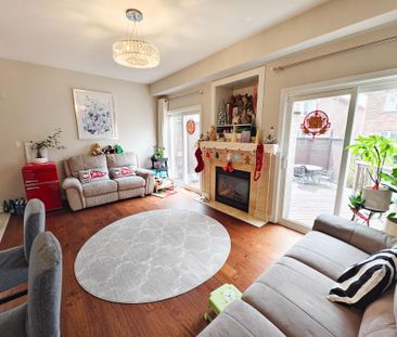 For Lease - 2466 Felhaber Crescent, Oakville, Ontario - Photo 4