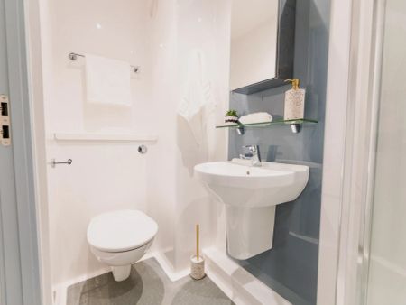 Bronze Studio - Photo 4