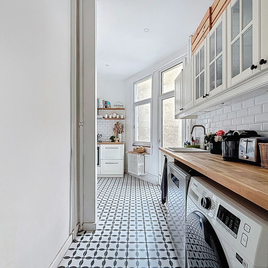 Flat - for rent - Photo 1