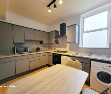 1 bedroom flat to rent - Photo 6